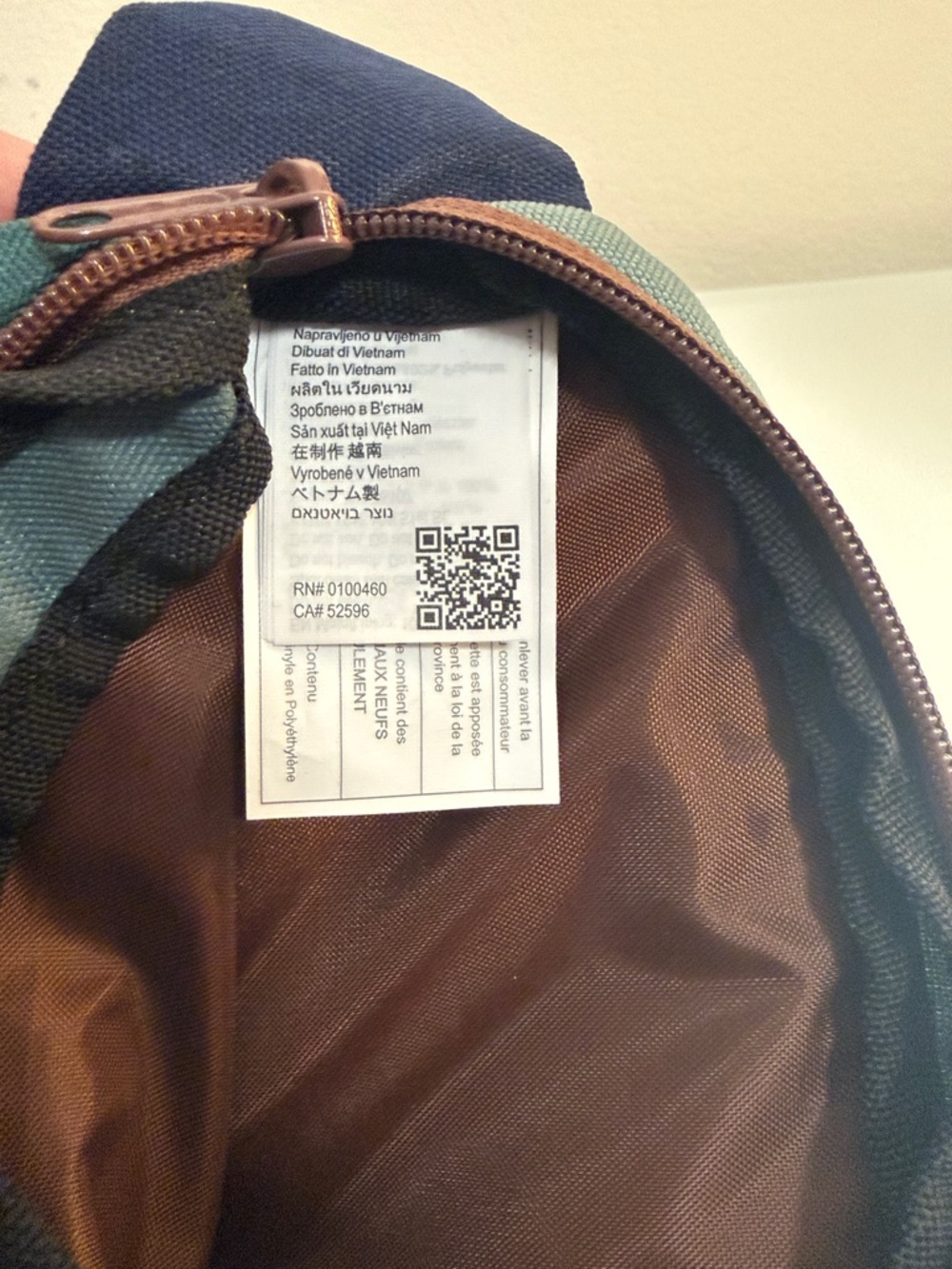 Kavu Spectator Teal and Brown Waist Pack NWOT - Picture 2 of 4